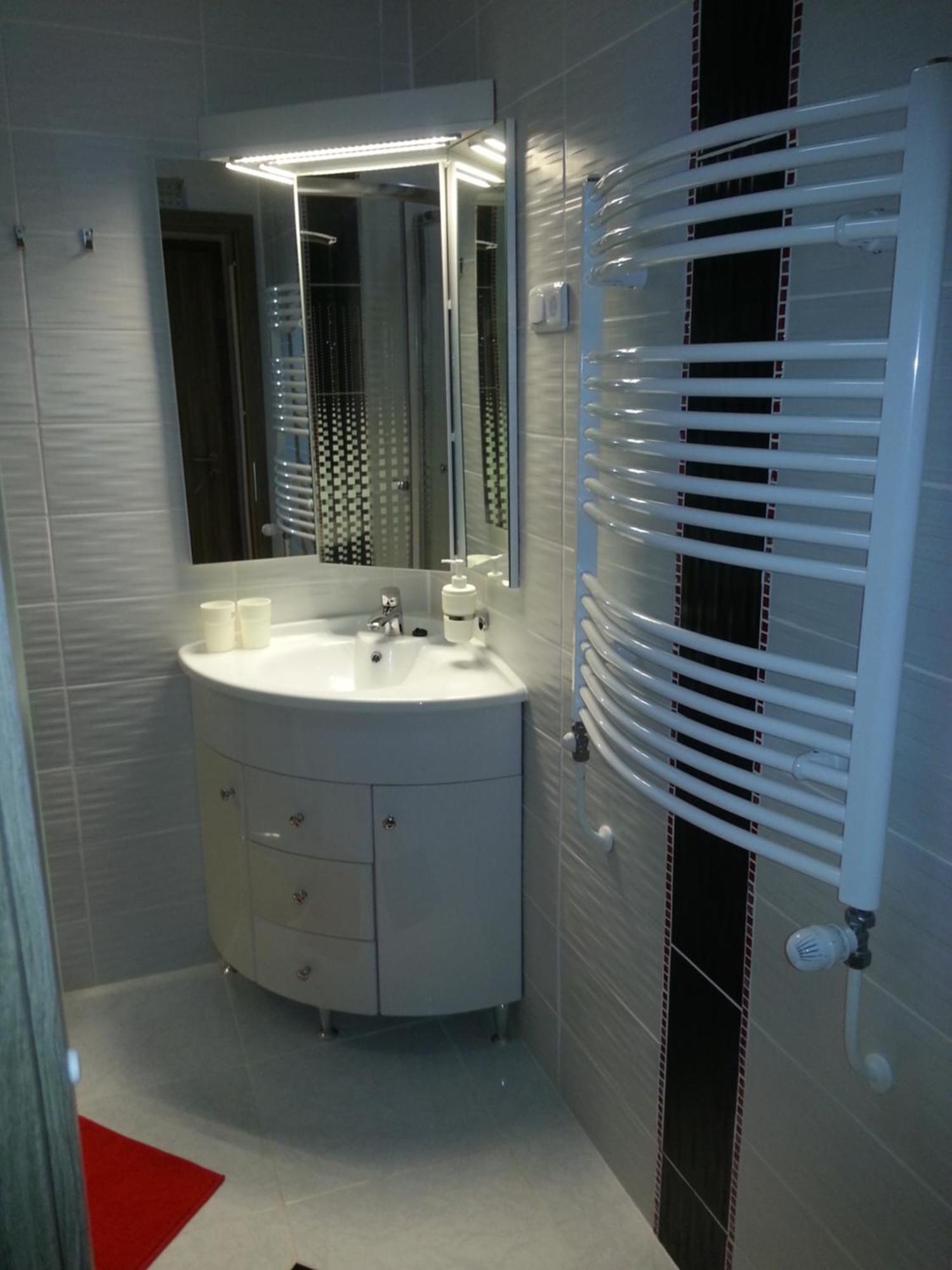 Downtown Apartment Miskolc Ngoại thất bức ảnh