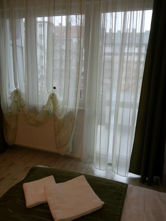 Downtown Apartment Miskolc Ngoại thất bức ảnh