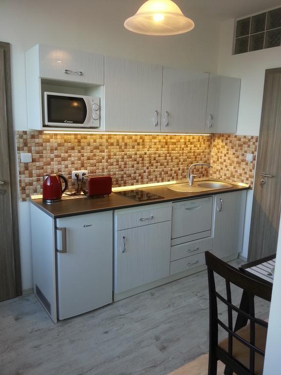 Downtown Apartment Miskolc Ngoại thất bức ảnh